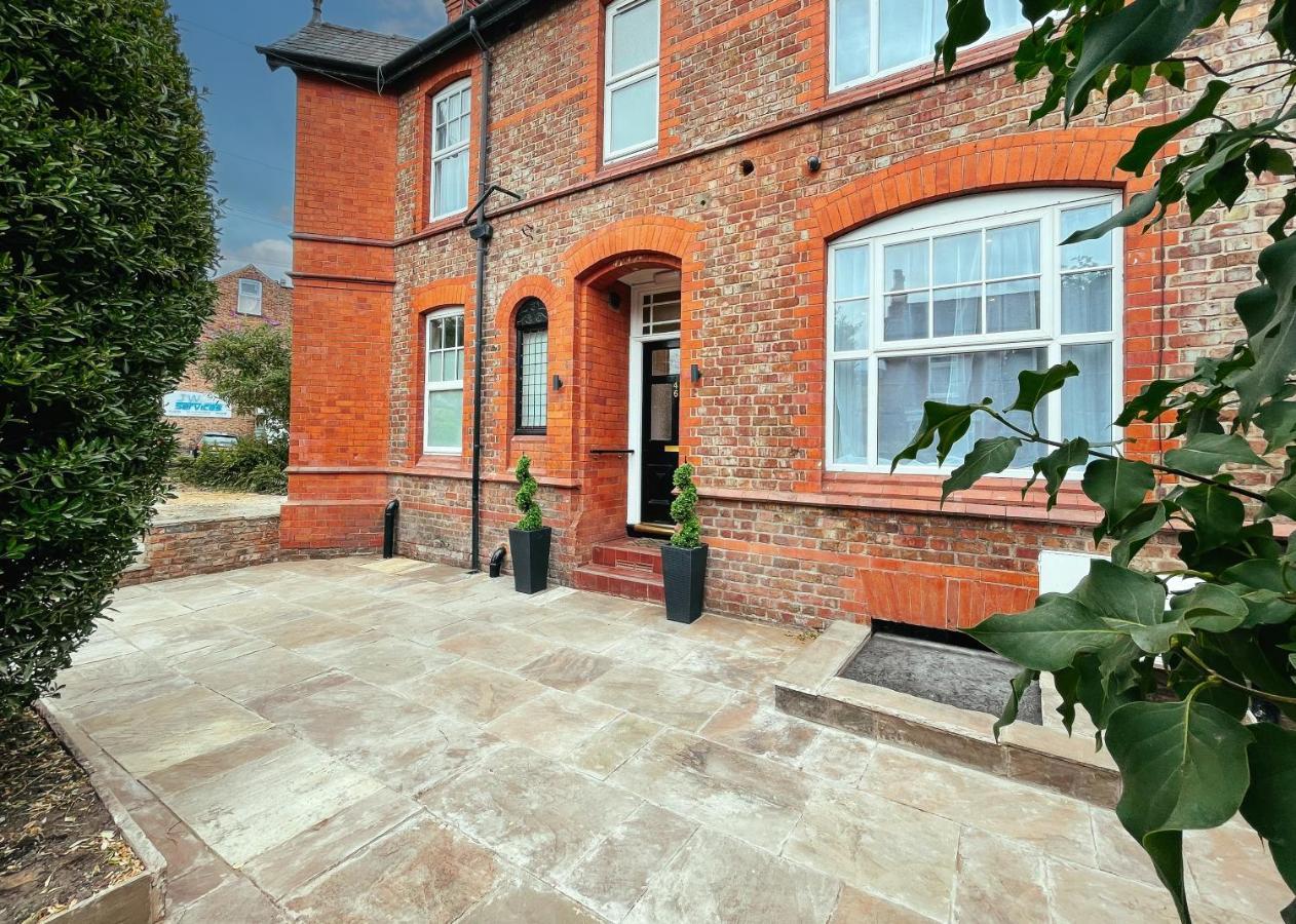 46 Ashfield Rd, Altrincham Hotell Exteriör bild