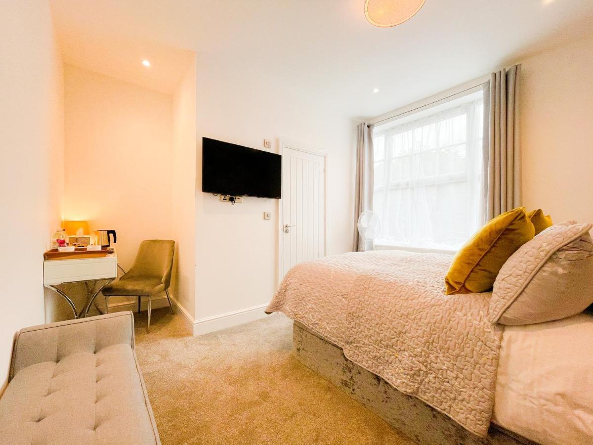 46 Ashfield Rd, Altrincham Hotell Exteriör bild