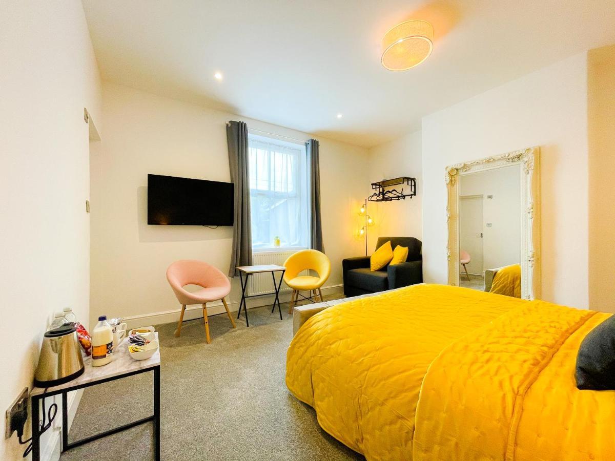 46 Ashfield Rd, Altrincham Hotell Exteriör bild