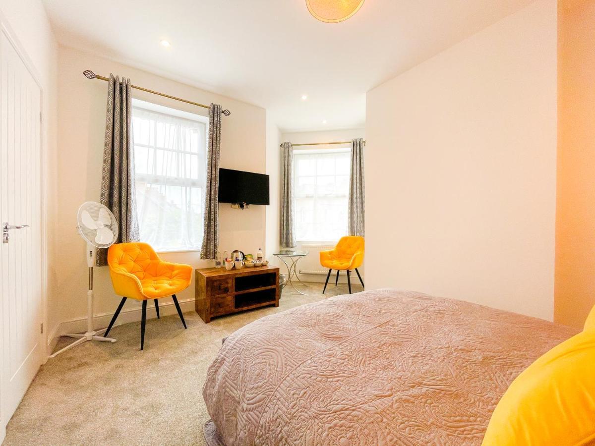 46 Ashfield Rd, Altrincham Hotell Exteriör bild