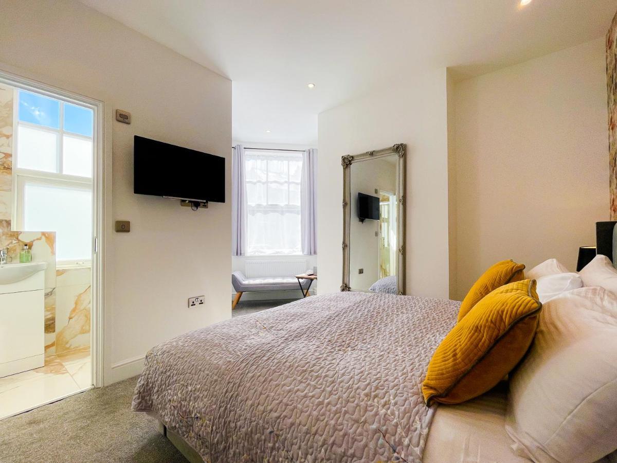 46 Ashfield Rd, Altrincham Hotell Exteriör bild