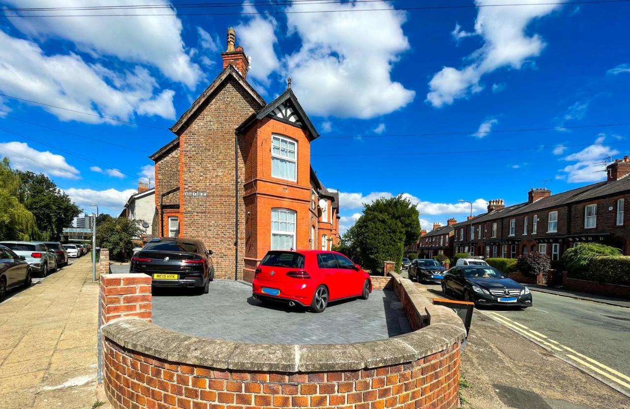 46 Ashfield Rd, Altrincham Hotell Exteriör bild