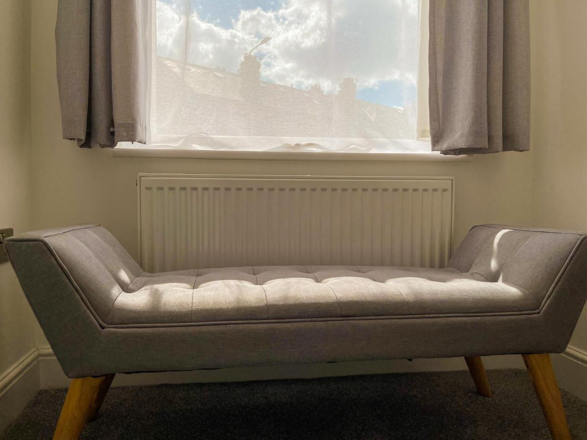 46 Ashfield Rd, Altrincham Hotell Exteriör bild